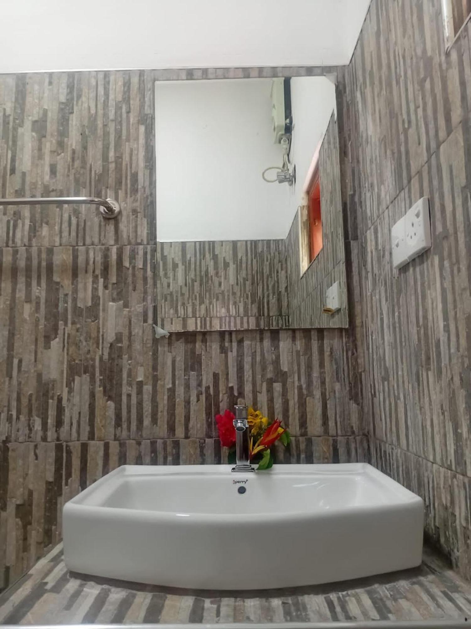 Guesthouse Dilush Beruwala Exterior photo